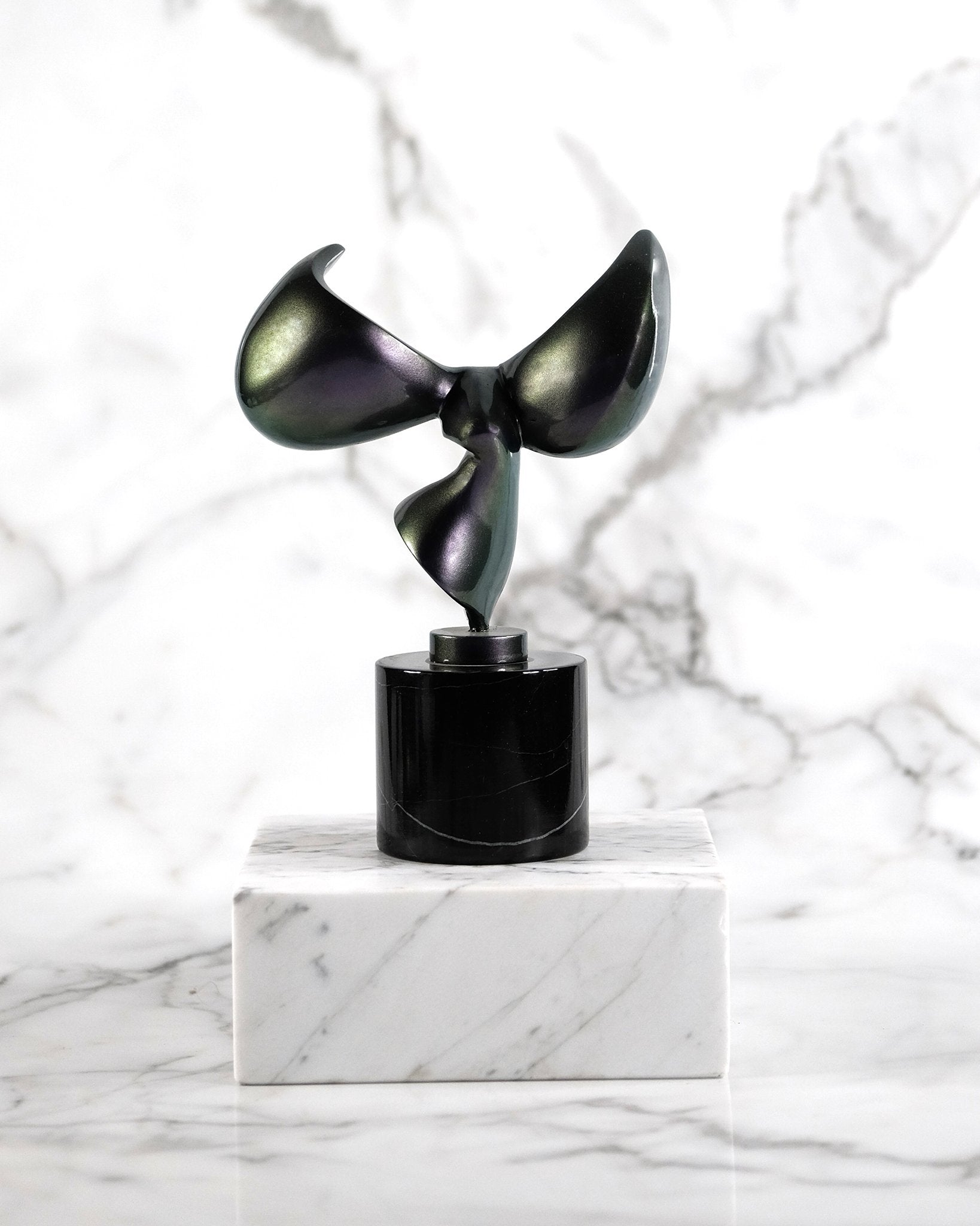 Green-to-Purple Holographic Lacquered Aluminum Sculpture on Marble Base (1)