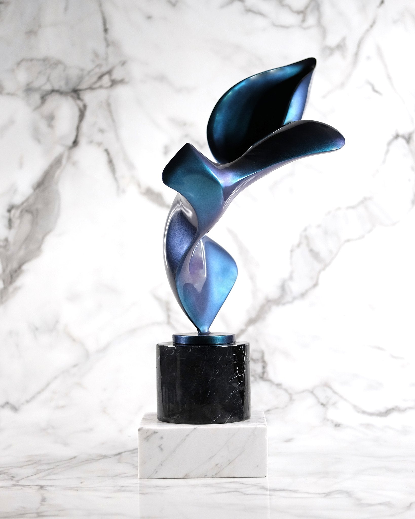 Blue-to-Purple Holographic Lacquered Aluminum Sculpture on Marble Base (2)