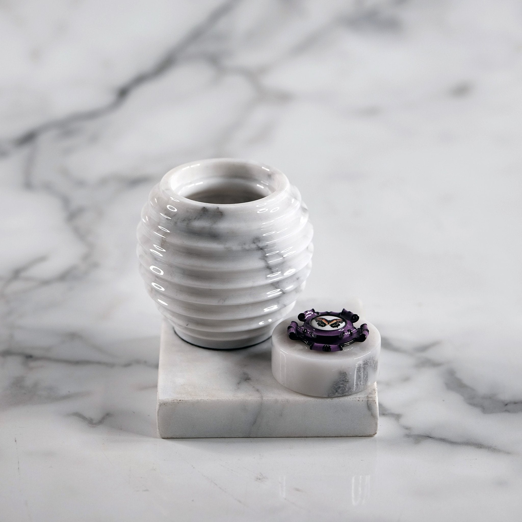 Turned White Marble Ribbed Jar, with an Enameled Butterfly Mount on Lid